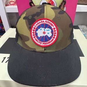 CANADA GOOSE CAMO & BLACK CAP BRAND NEW 100% AUTHENTIC NWOT